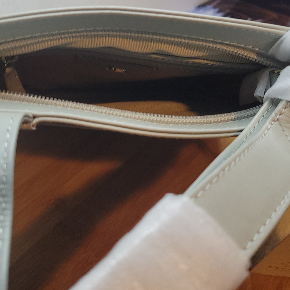 RADLEY LONDON Light Gray Smooth Leather Crossbody Bag - Picture 9 of 9